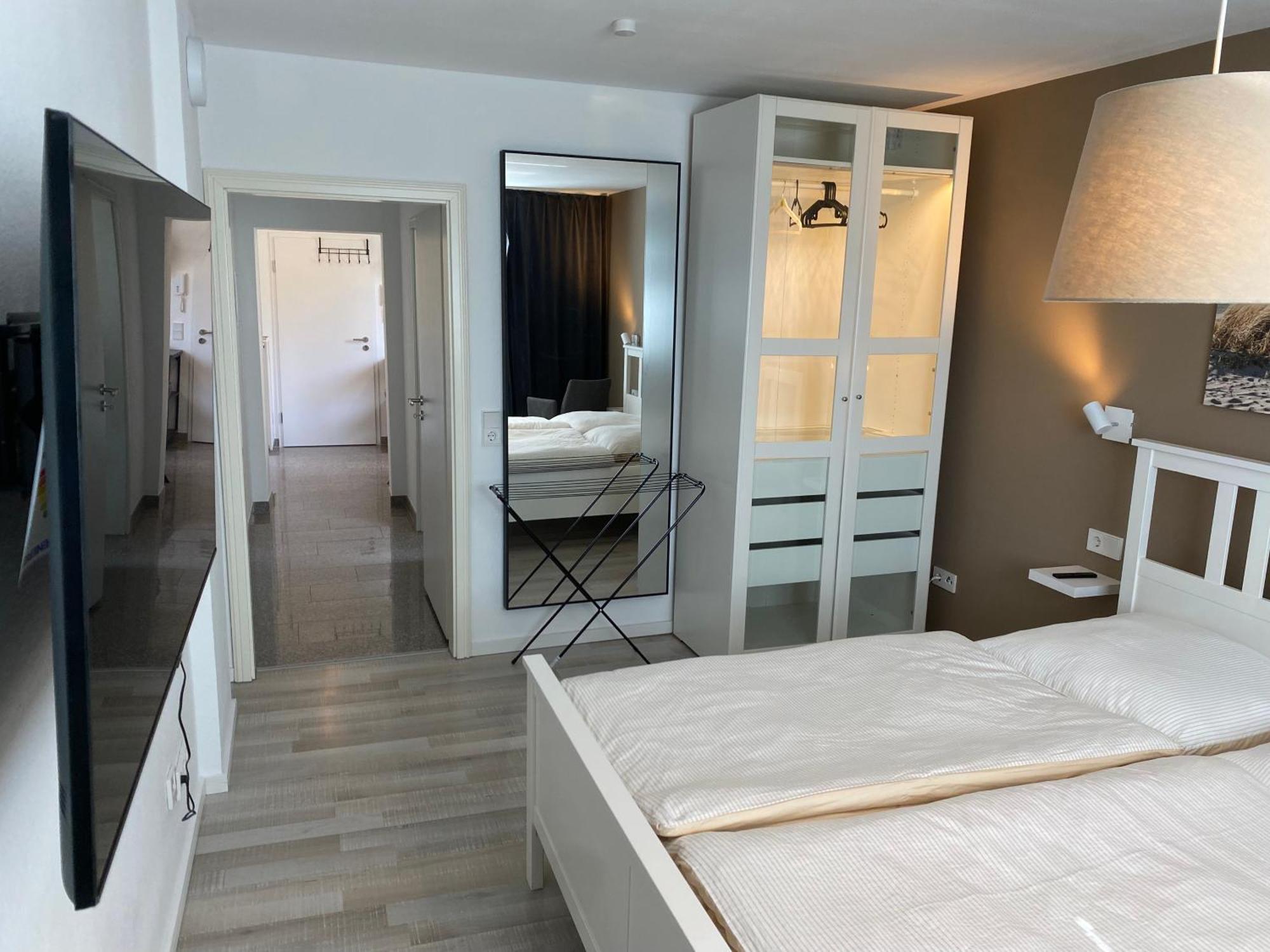 All-In Apartments In Fischeln Mit Gartenblick, Naehe Duesseldorf - Messe - Airport - Helios Крефелд Екстериор снимка